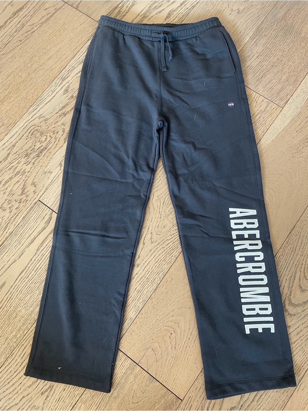 abercrombie kids NWT Baggy Open Hem Sweatpants w/ Drawstring & White Logo 15/16